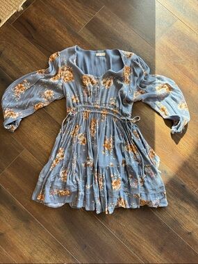 Easel Los Angeles Blue Floral Long-Sleeve Tiered Dress with Smocked Waist size S